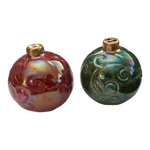 Cracker Barrel stoneware red and green  ornaments salt and pepper shakers